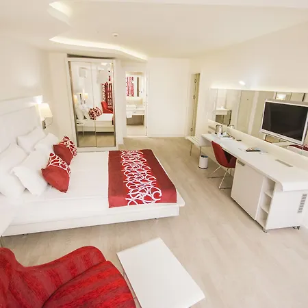 Laguna Beach Alya & Spa Hotel Okurcalar