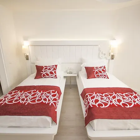 Laguna Beach Alya & Spa Hotel 5*