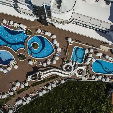Laguna Beach Alya & Spa